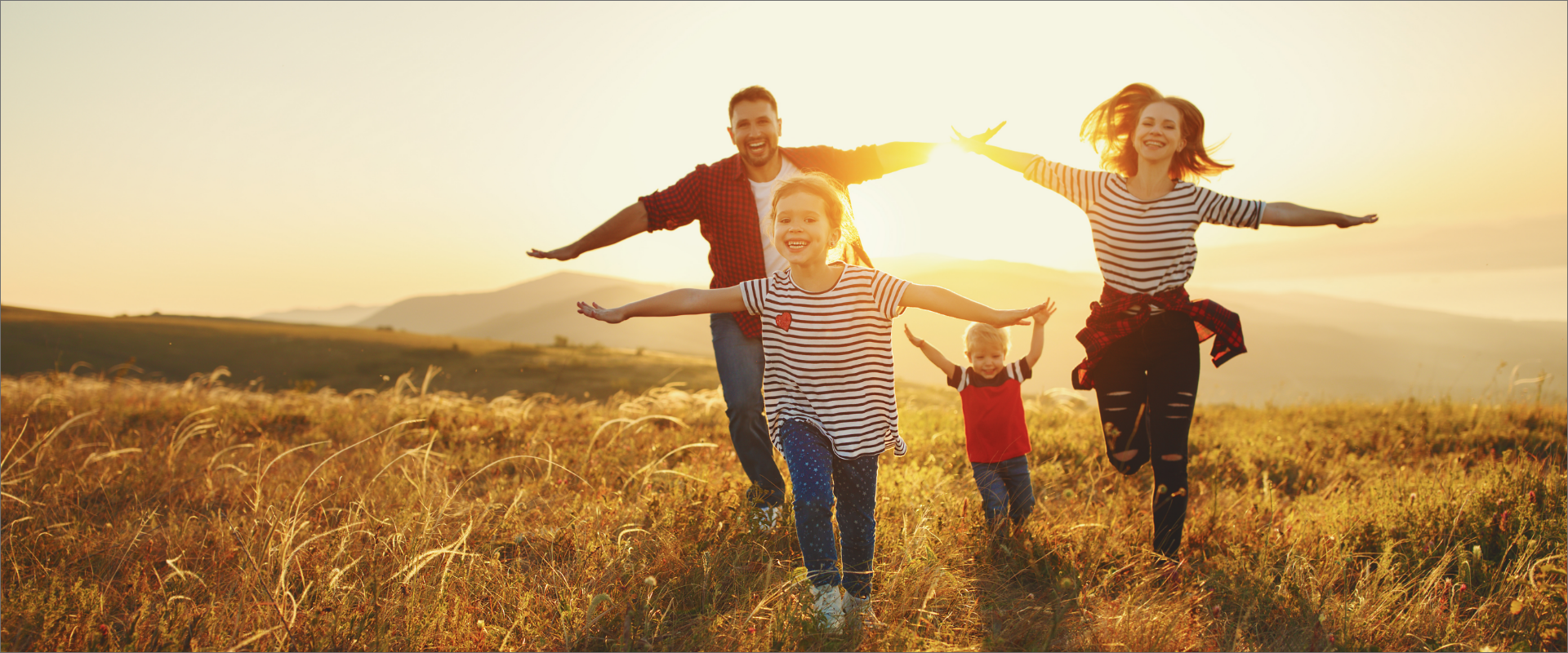 homepage-banner-happy-family-advance-physical-aquatic-therapy-springfield-pa